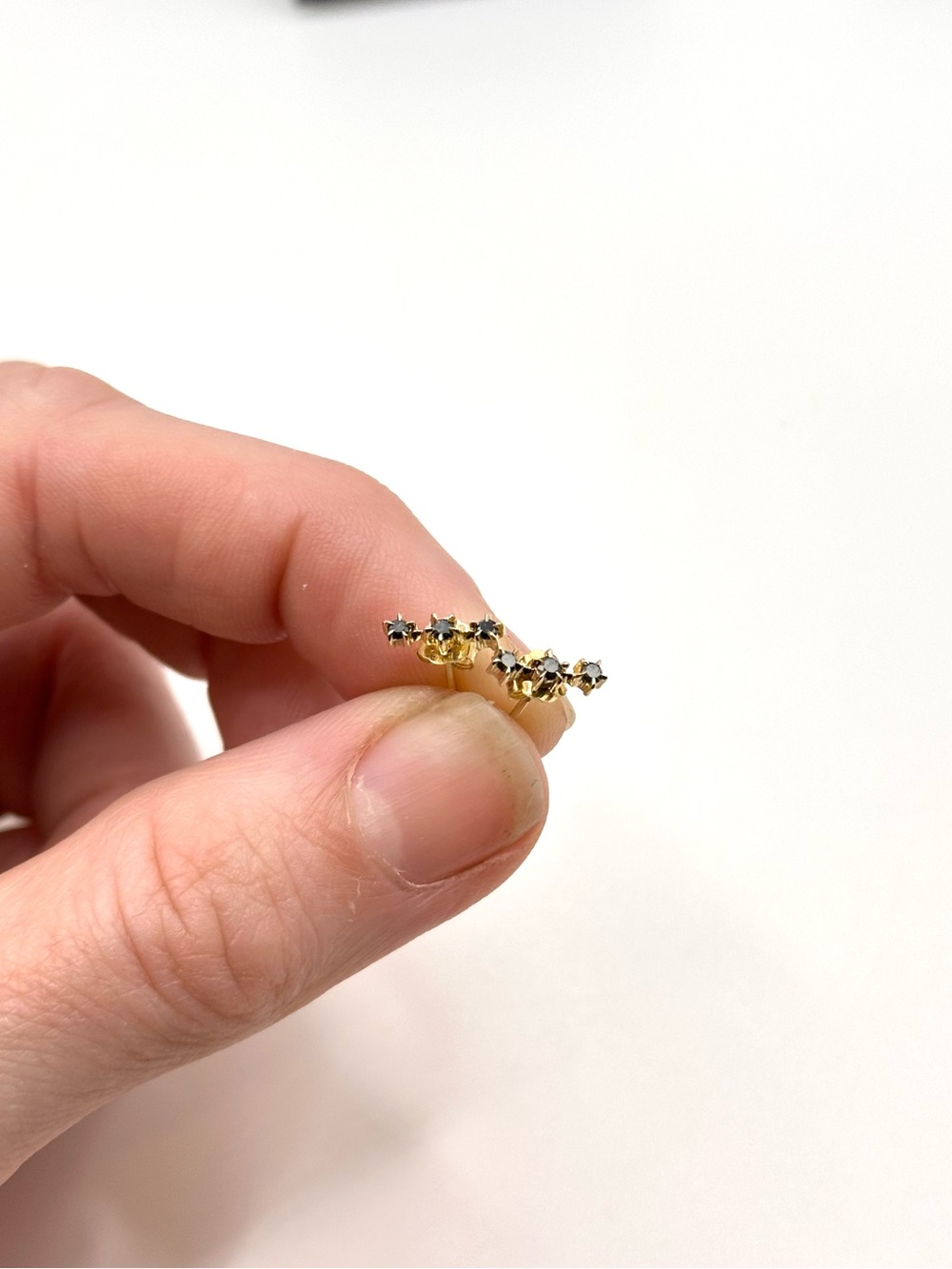 NEW IN BOX Limited Edition Catbird Black Diamond Snippet Stud Pair, 14K Gold - Picture 4 of 10